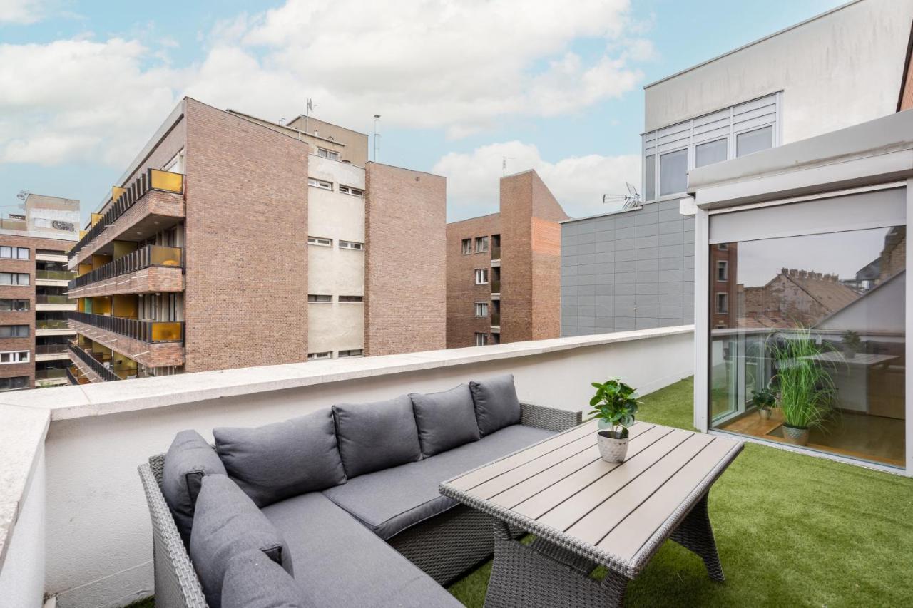 Penthouse Three Bedrooms, Three Balconies Apartment With Free Parking In Kiraly Street Будапешт Экстерьер фото